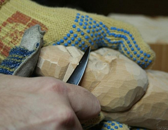Защитные перчатки - Урок резьбы по дереву. Резьба по дереву для начинающих